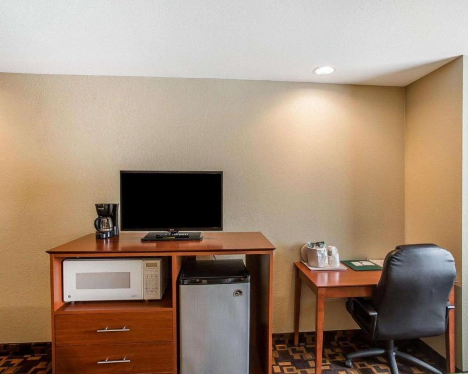 מאונט ג'ולייט Quality Inn & Suites מראה חיצוני תמונה