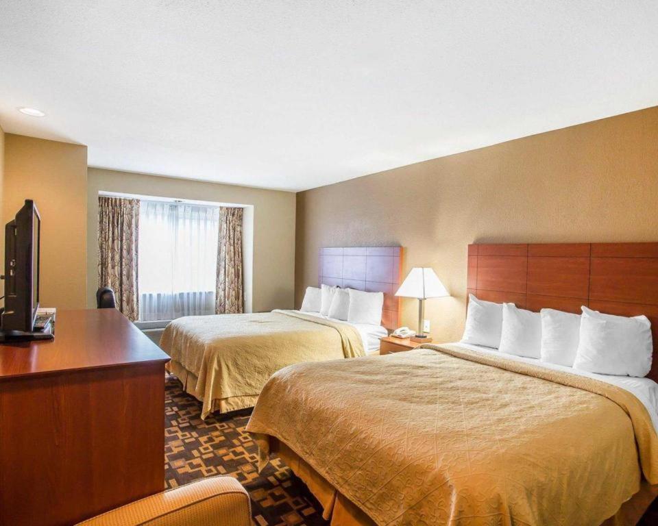 מאונט ג'ולייט Quality Inn & Suites מראה חיצוני תמונה